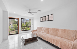 88 Midnight Crescent, Spring Mountain, Qld 4300