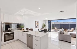 37/34 John Francis Drive, Carrara, Qld 4211