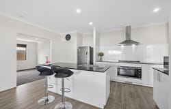 18 Kentia Road, Wandi, WA 6167