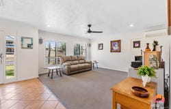 16 Haven Road, Emu Park, Qld 4710
