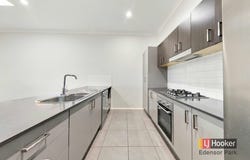 11 Wethered Crescent, North Rothbury, NSW 2335