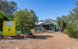 8 Winter Court, Peppermint Grove Beach, WA 6271