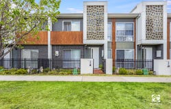 20 Coldstream Lane, Gledswood Hills, NSW 2557
