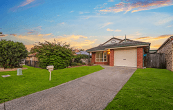 11 Bannister Place, Forest Lake, Qld 4078