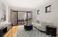 1/27 Pearl Street, Niddrie, Vic 3042