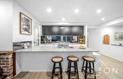 5 Blackhazel Crescent, Clyde North, Vic 3978