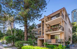 3/26 First Avenue, Broadbeach, Qld 4218