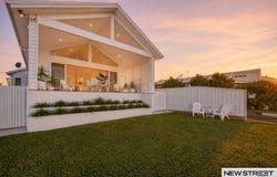 19 Marks Parade, Marks Point, NSW 2280