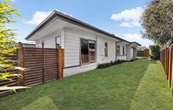2 Augusta Crescent, Frankston, Vic 3199
