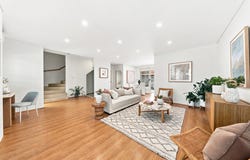 2/6 North Parade, Campsie, NSW 2194