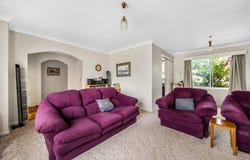 27 Pacific Road, Surf Beach, NSW 2536