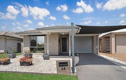 64 South Quarter Drive, Loganlea, Qld 4131