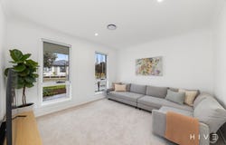 14 Briand Crescent, Googong, NSW 2620