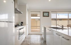 19 Pinehurst Crescent, Dunsborough, WA 6281