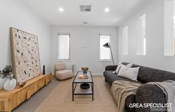 8 Billy Buttons Avenue, Cairnlea, Vic 3023