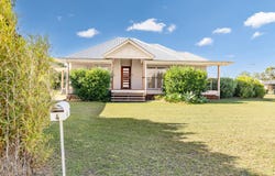 4 Kinkuna Drive, Woodgate, Qld 4660