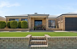 5 Burtonia Place, Canning Vale, WA 6155