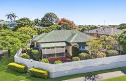 44 Brooke Avenue, Southport, Qld 4215