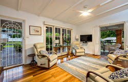 49 Hillview Crescent, Whitfield, Qld 4870