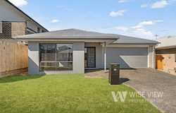 10 Galaxy Street, Flagstone, Qld 4280