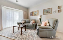 4/2-4 Flora Grove, Forest Hill, Vic 3131
