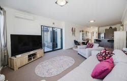 17/1 Sunlander Drive, Currambine, WA 6028