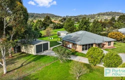 18 Whiporie Close, Moore Creek, NSW 2340