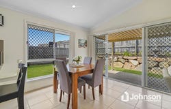19 Pencarrow Crescent, Raceview, Qld 4305