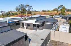 2/73 Lawrence Drive, Devonport, Tas 7310