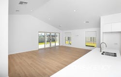 17 LAWRENCE AVENUE, Gobbagombalin, NSW 2650