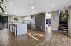 1 Sunbird Avenue, Paradise Point, Qld 4216