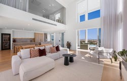 12 The Point, Castle Hill, Qld 4810