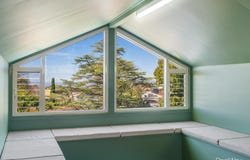 4 Warana Avenue, Mount Lofty, Qld 4350
