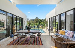 2 The Boulevarde, Benowa, Qld 4217