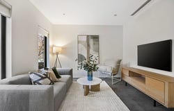 14 Adelaide Boulevard, Gowanbrae, Vic 3043
