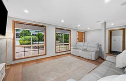 27 Oakhill Crescent, Morphett Vale, SA 5162
