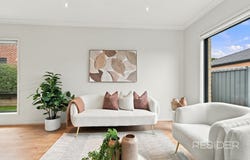 4 Reynolds Circuit, Mernda, Vic 3754