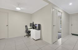 14 Flower Pl, Richlands, Qld 4077