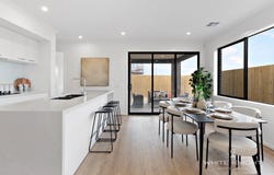 109 Pear Parade, Fraser Rise, Vic 3336