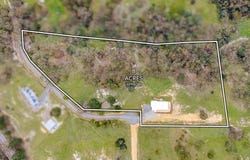 18 Hewitts Road, Linton, Vic 3360