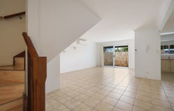 1/64 Nobby Parade, Miami, Qld 4220