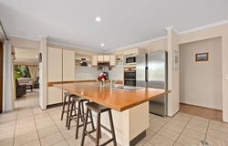 40 Islandview Street, Barellan Point, Qld 4306
