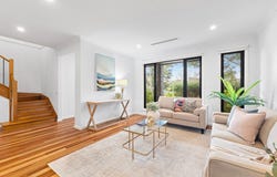 1/6 Rowallan Court, Doncaster East, Vic 3109