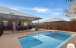 16 Bettong Bend, Baynton, WA 6714