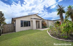 5 Bombo Court, Blacks Beach, Qld 4740