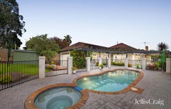 35 Branksome Grove, Blackburn South, Vic 3130