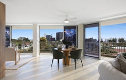 2/29 Ewart Street, Burleigh Heads, Qld 4220