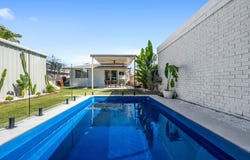 6 Nalkari Street, Coombabah, Qld 4216