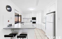 9 Abbey Court, Kawungan, Qld 4655
