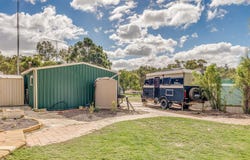 2 White Gum Glen, Beechina, WA 6556